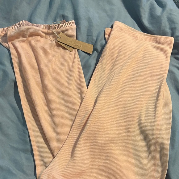 Skims NWT luxurious sleepwear - Picture 3 of 4